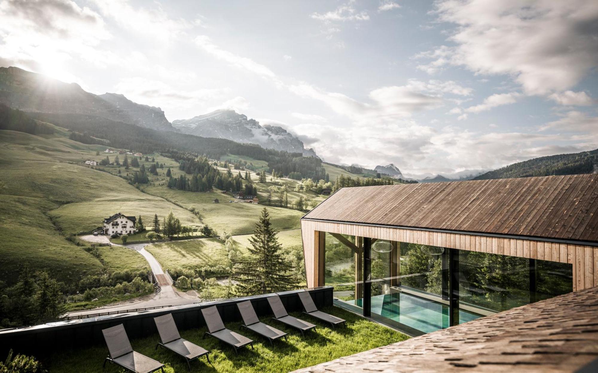 Miraval Naturhotel Badia  Exterior photo